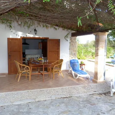 Casa Encinas